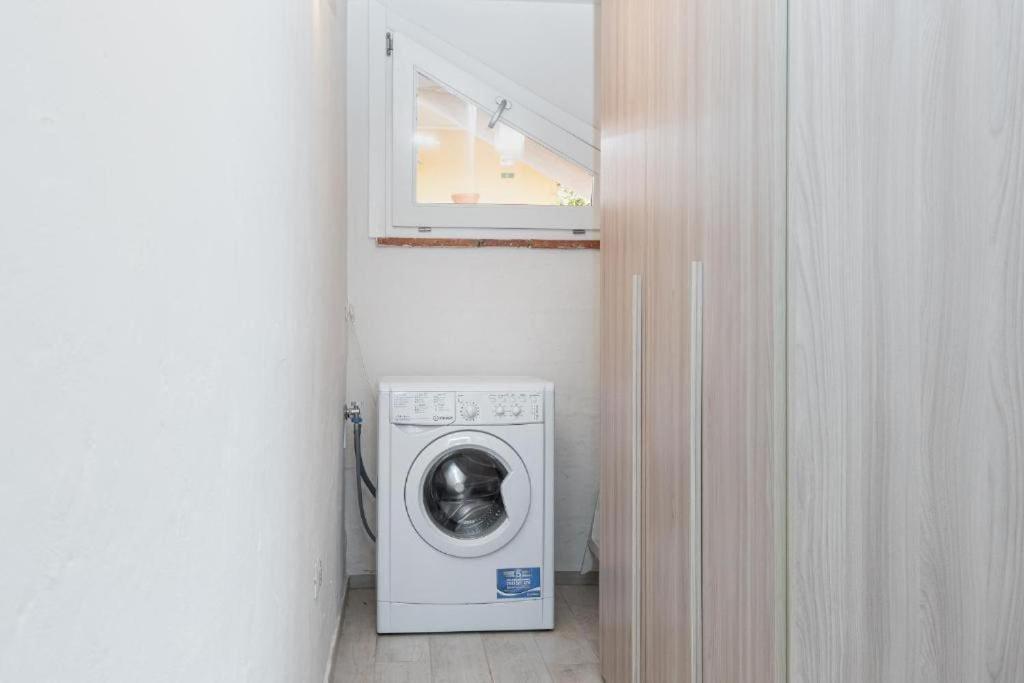 Bellissimo Appartamento Con Veranda Privata Al Centro Di Porto Rotondo Bagian luar foto
